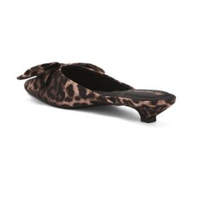 Anne Klein Leopard Print kitten Heels